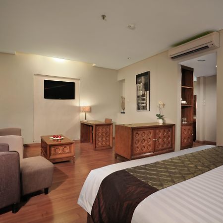 Aston Tanjung City Hotel Dış mekan fotoğraf