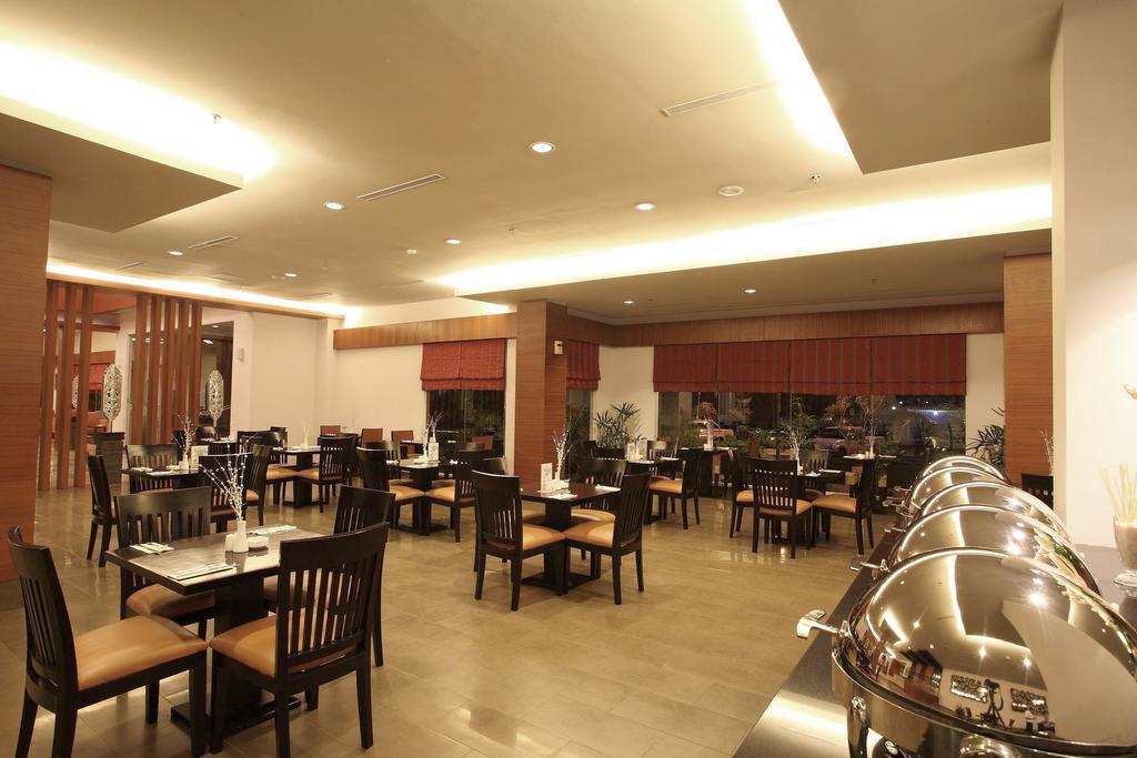 Aston Tanjung City Hotel Dış mekan fotoğraf