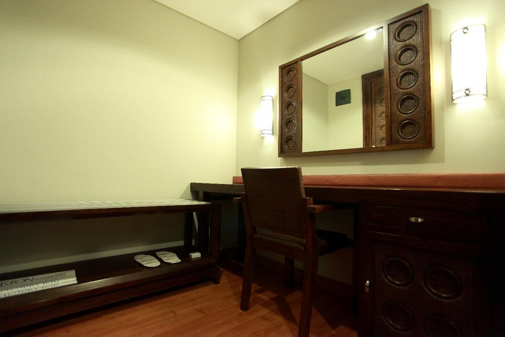 Aston Tanjung City Hotel Dış mekan fotoğraf