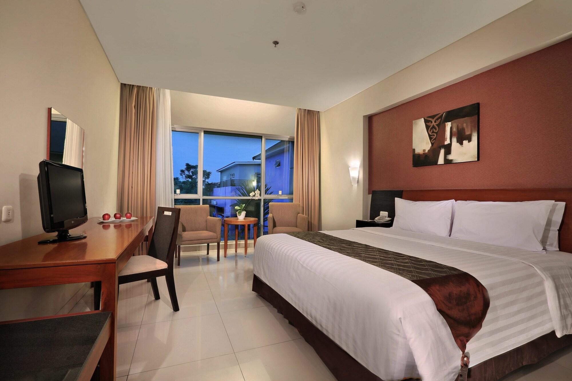 Aston Tanjung City Hotel Dış mekan fotoğraf