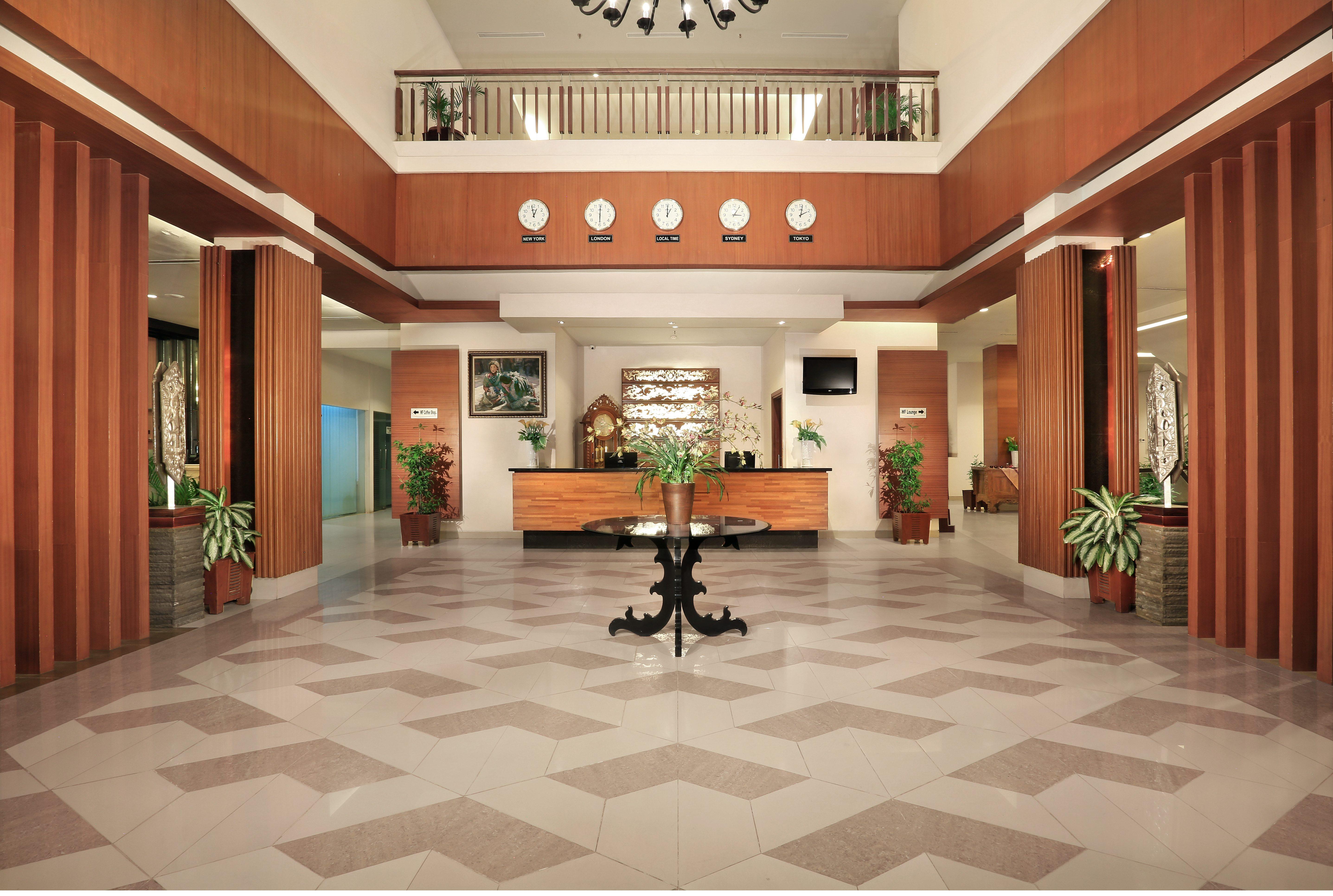 Aston Tanjung City Hotel Dış mekan fotoğraf