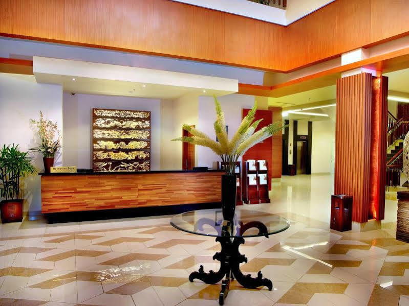 Aston Tanjung City Hotel Dış mekan fotoğraf